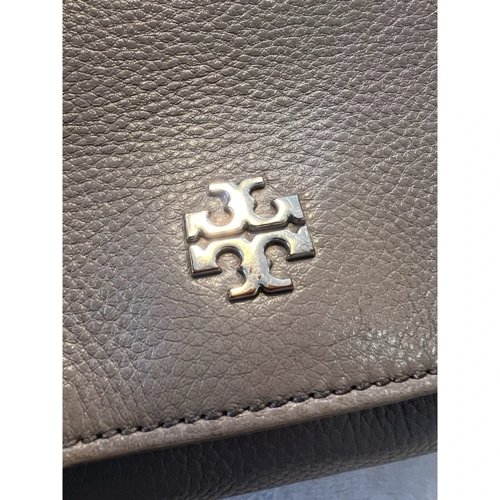 Tory Burch Britten Leather, Crossbody Shoulder strap, French Grey/Silver, Small